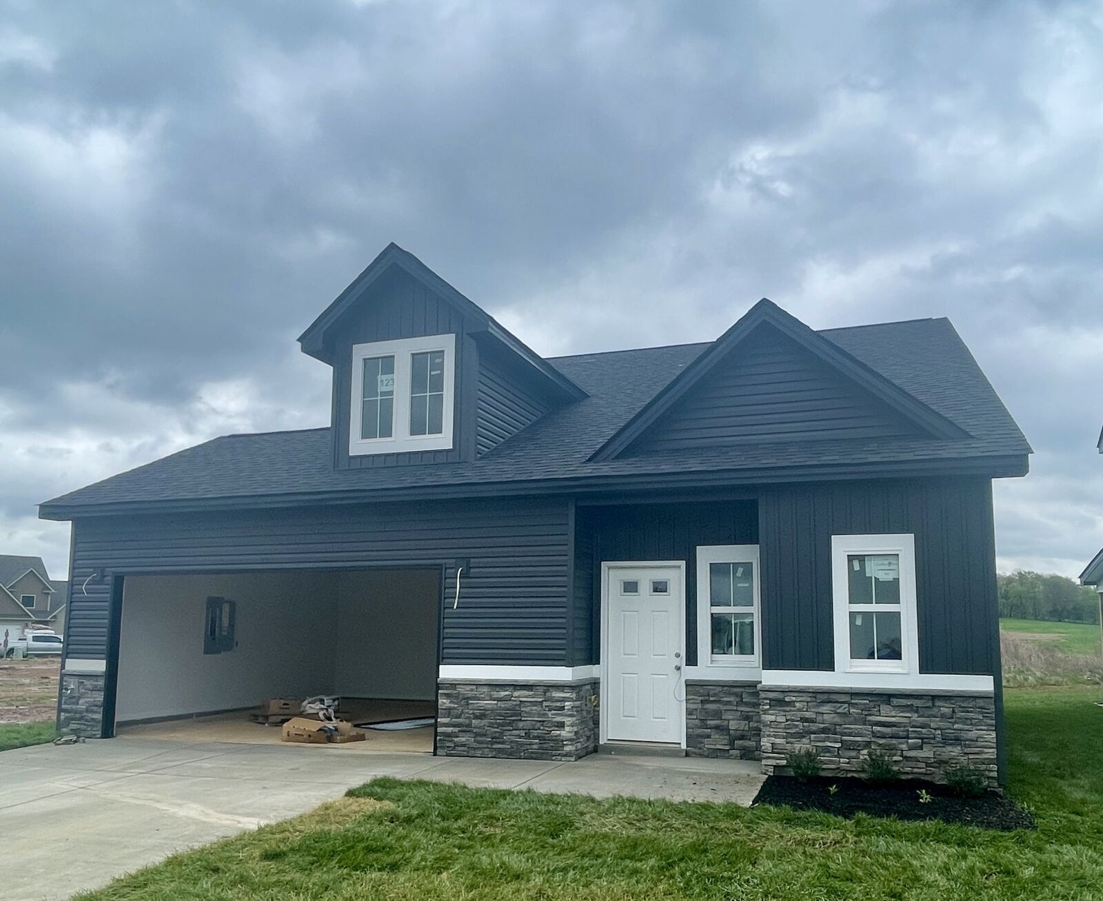 Property Photo:  123 Mills Creek  TN 37042 