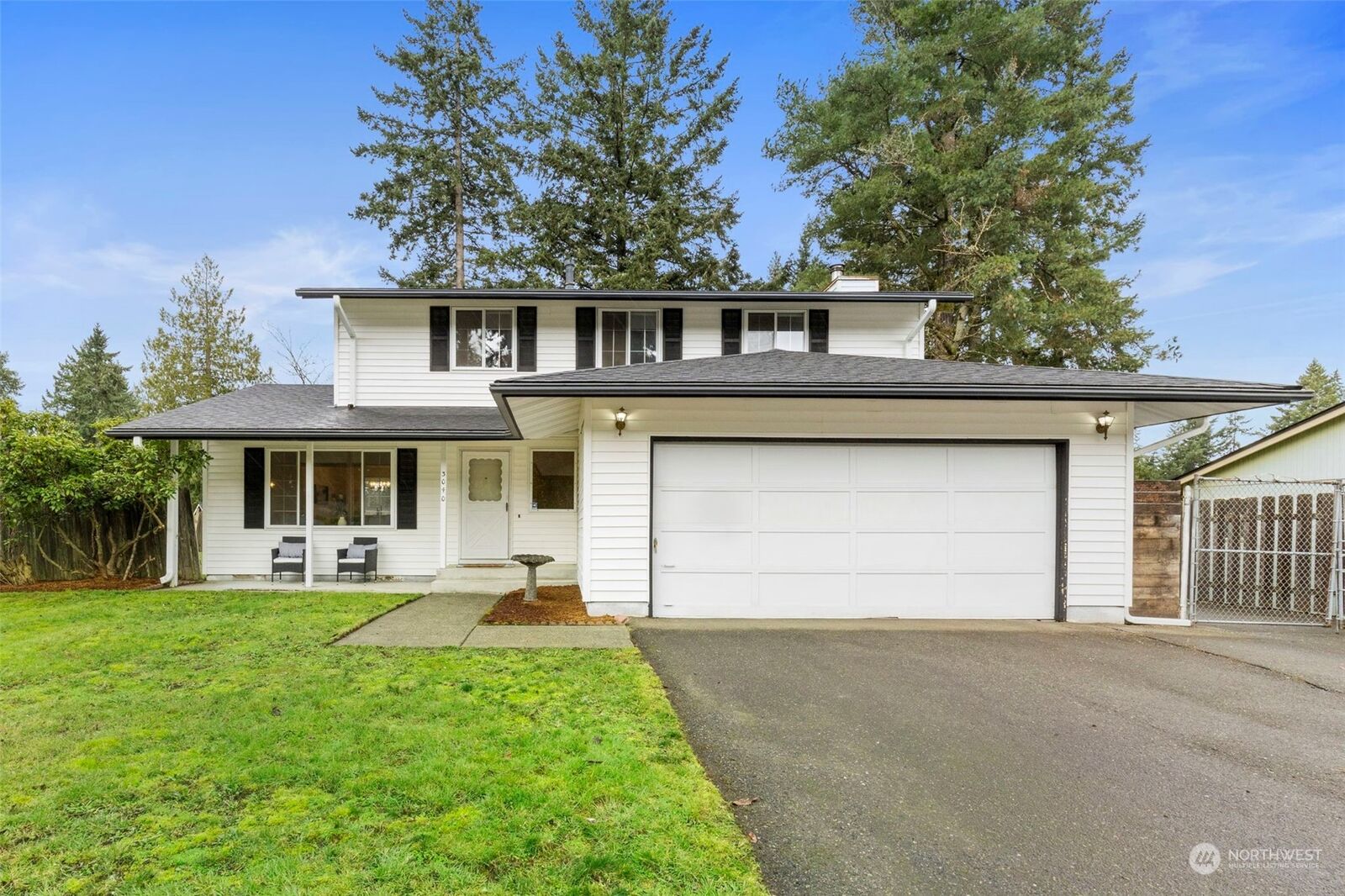 Property Photo:  3040 SE Pierson Street  WA 98366 