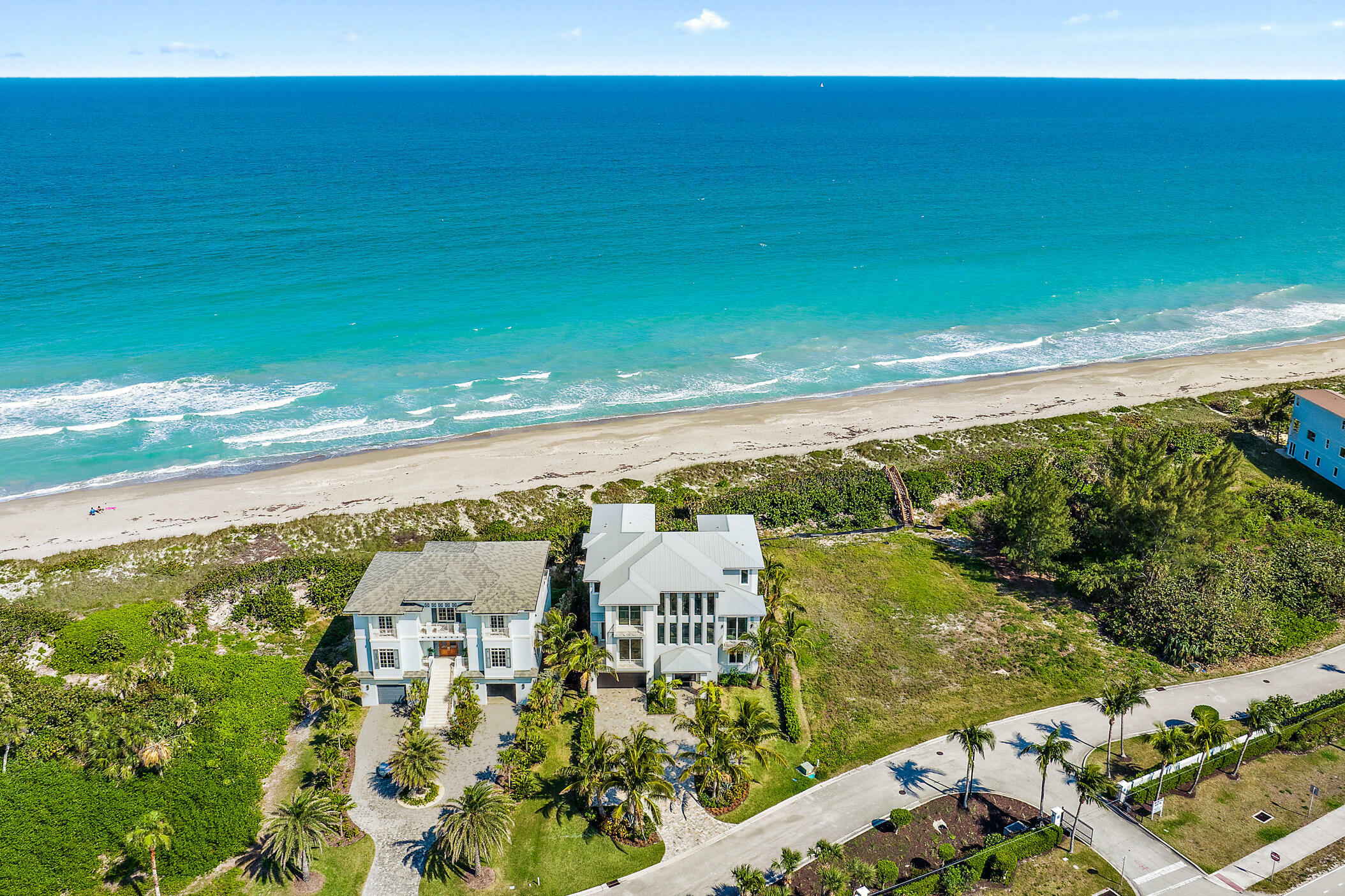 Property Photo: 7916 S Ocean Drive FL 34957