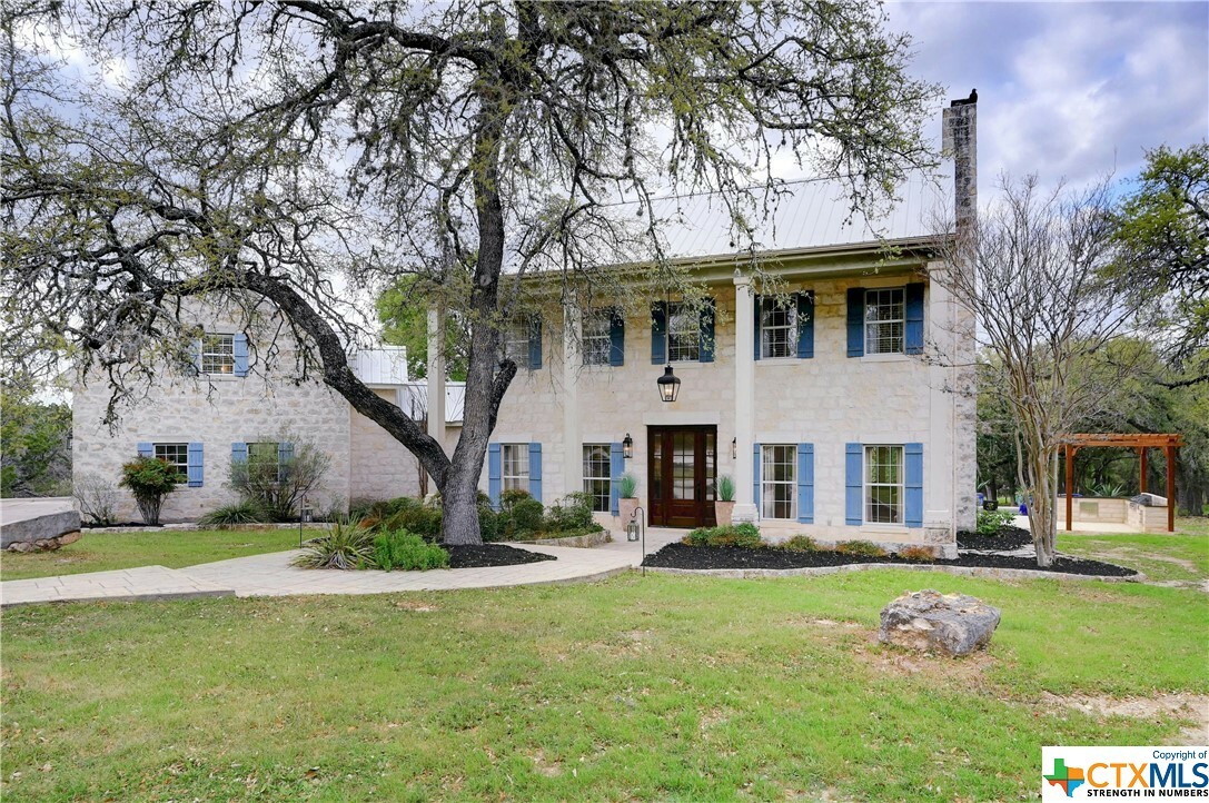 Property Photo:  1660 W McCarty Lane  TX 78666 