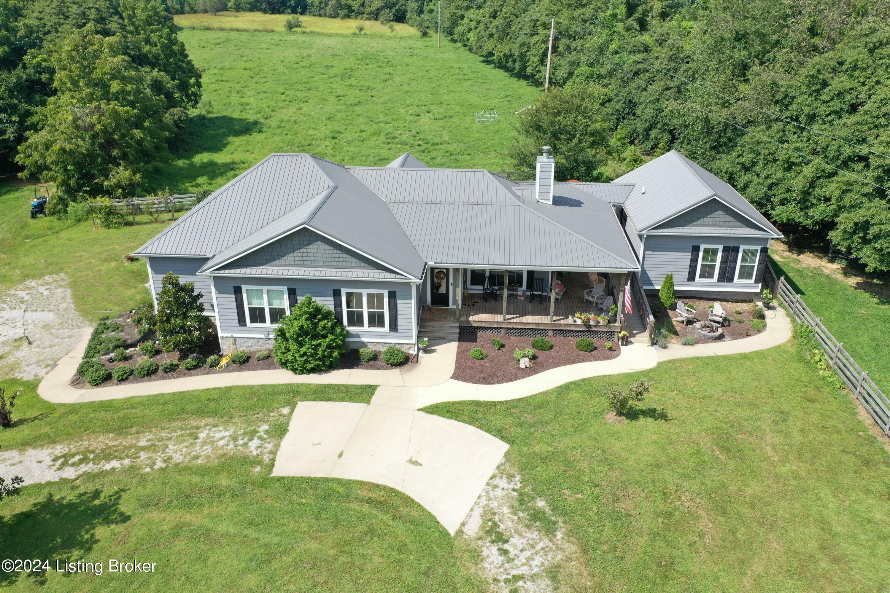 Property Photo:  4372 Rube Smith Rd  KY 42722 