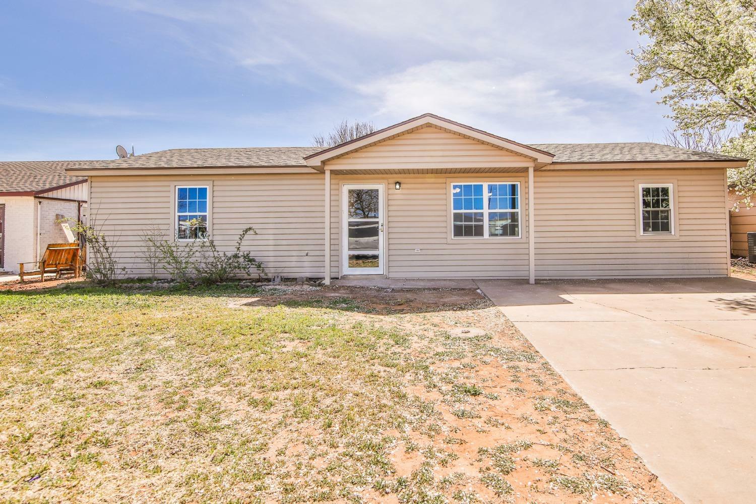 Property Photo:  6207 20th Street  TX 79407 