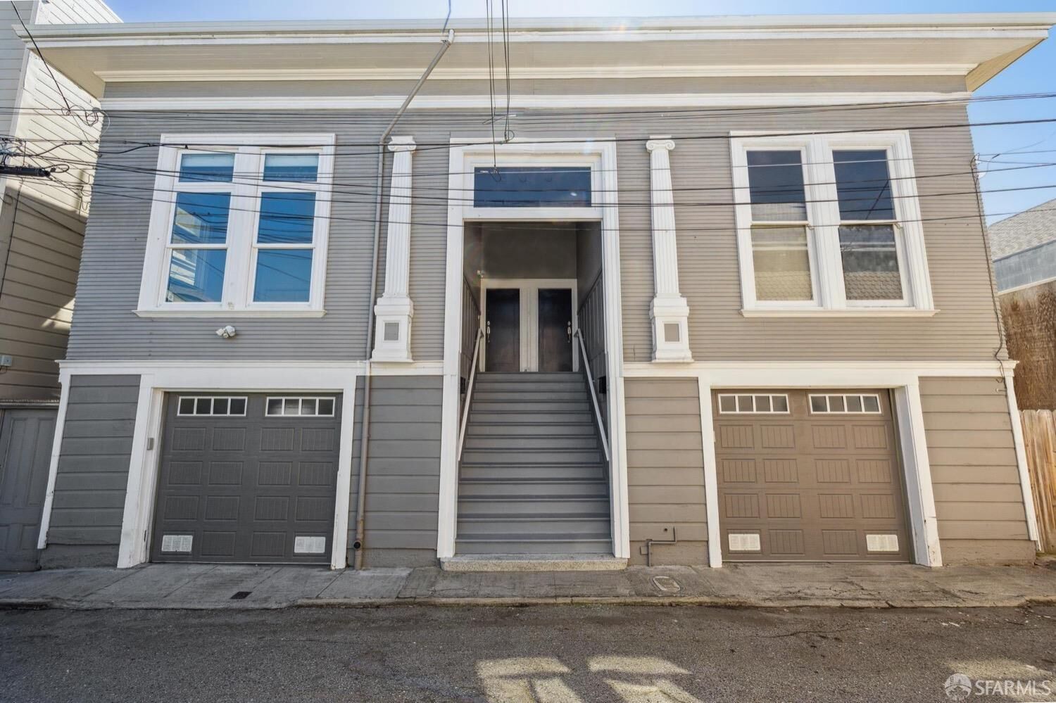 Property Photo:  25 Service Street  CA 94123 