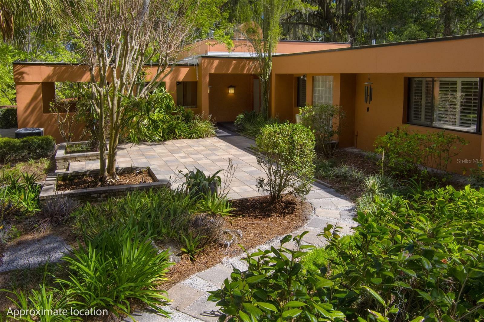 Property Photo: 3107 SW 4th Court FL 32601