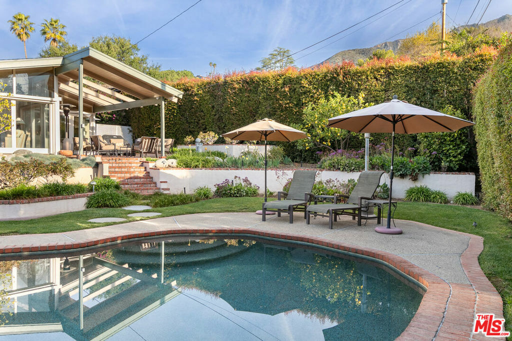 Property Photo: 2770 Winrock Avenue CA 91001