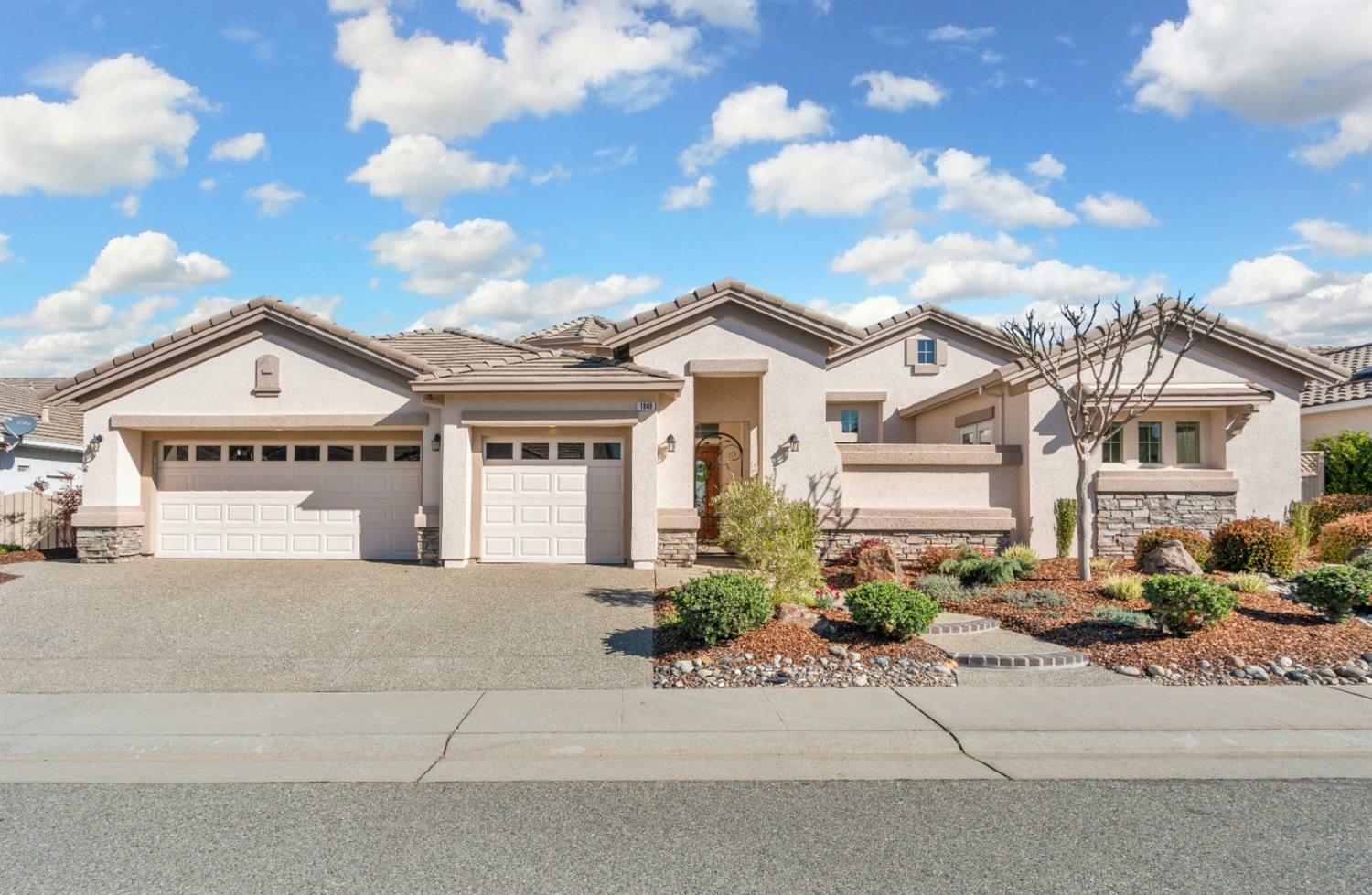 Property Photo:  1848 Homewood Lane  CA 95648 