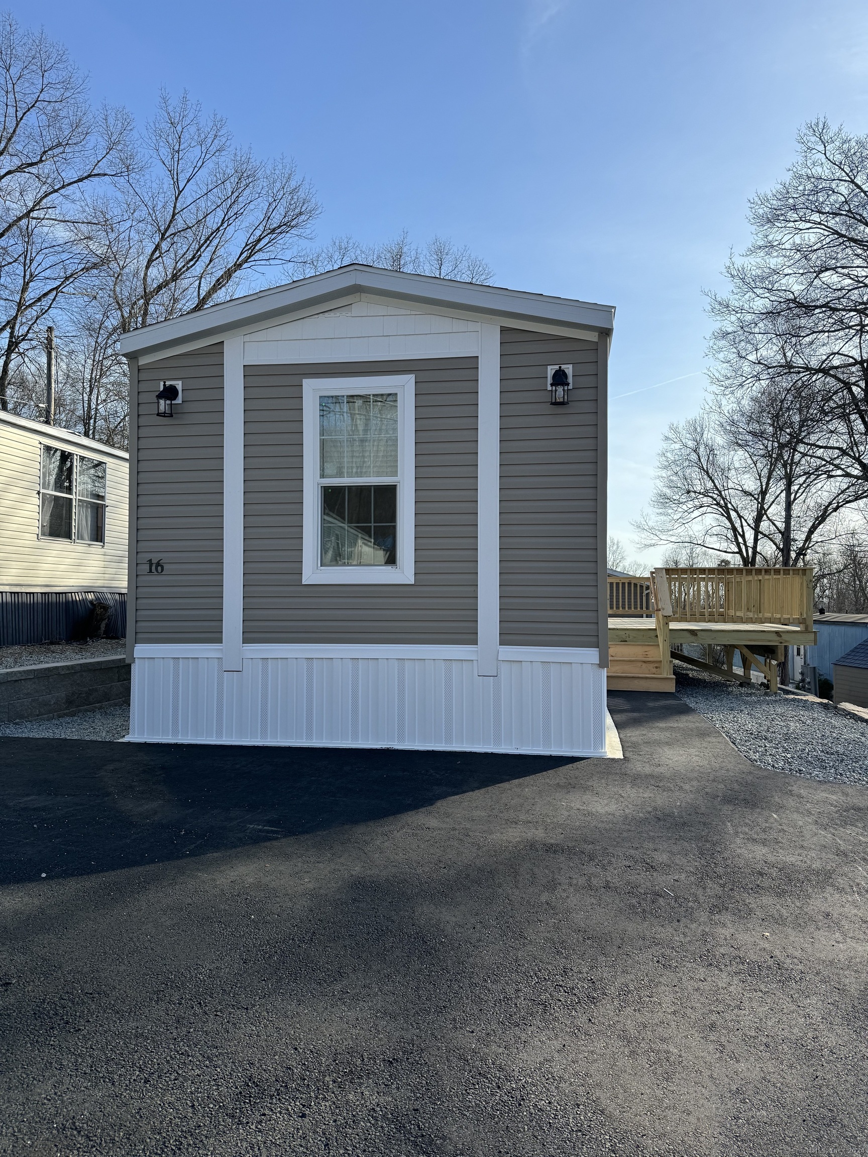 Property Photo: 16 Middle Terrace CT 06066