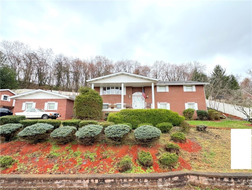 Property Photo:  923 Zimmerman Street  PA 15644 