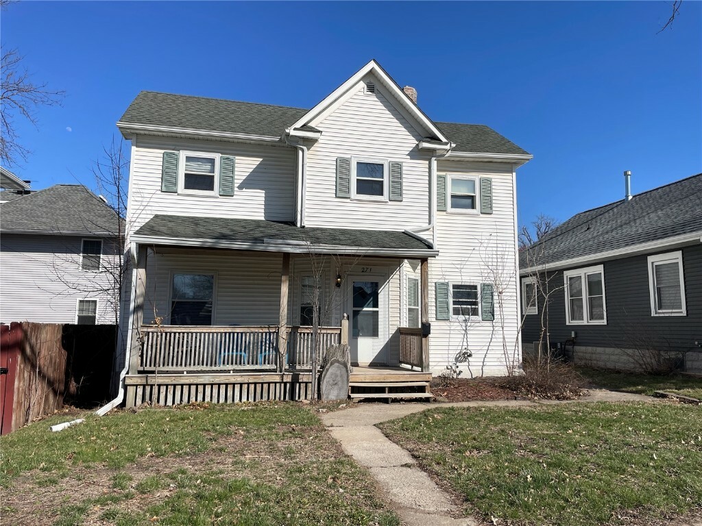 Property Photo: 271 12th Street NW IA 52405