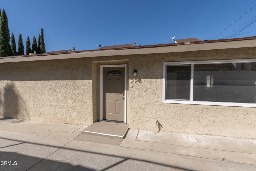 Property Photo:  230 Pepper Street  CA 91103 