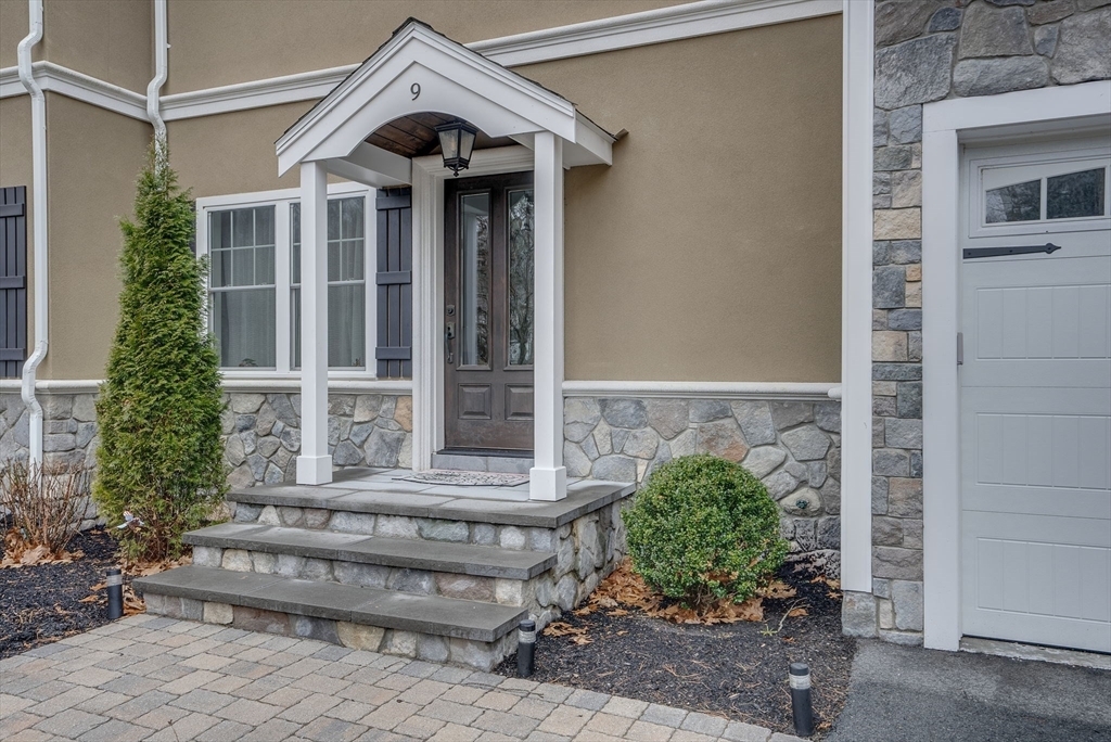 Property Photo:  9 Cashman Way 9  MA 01949 