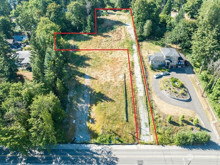 Property Photo:  7853 S 132nd Street  WA 98178 