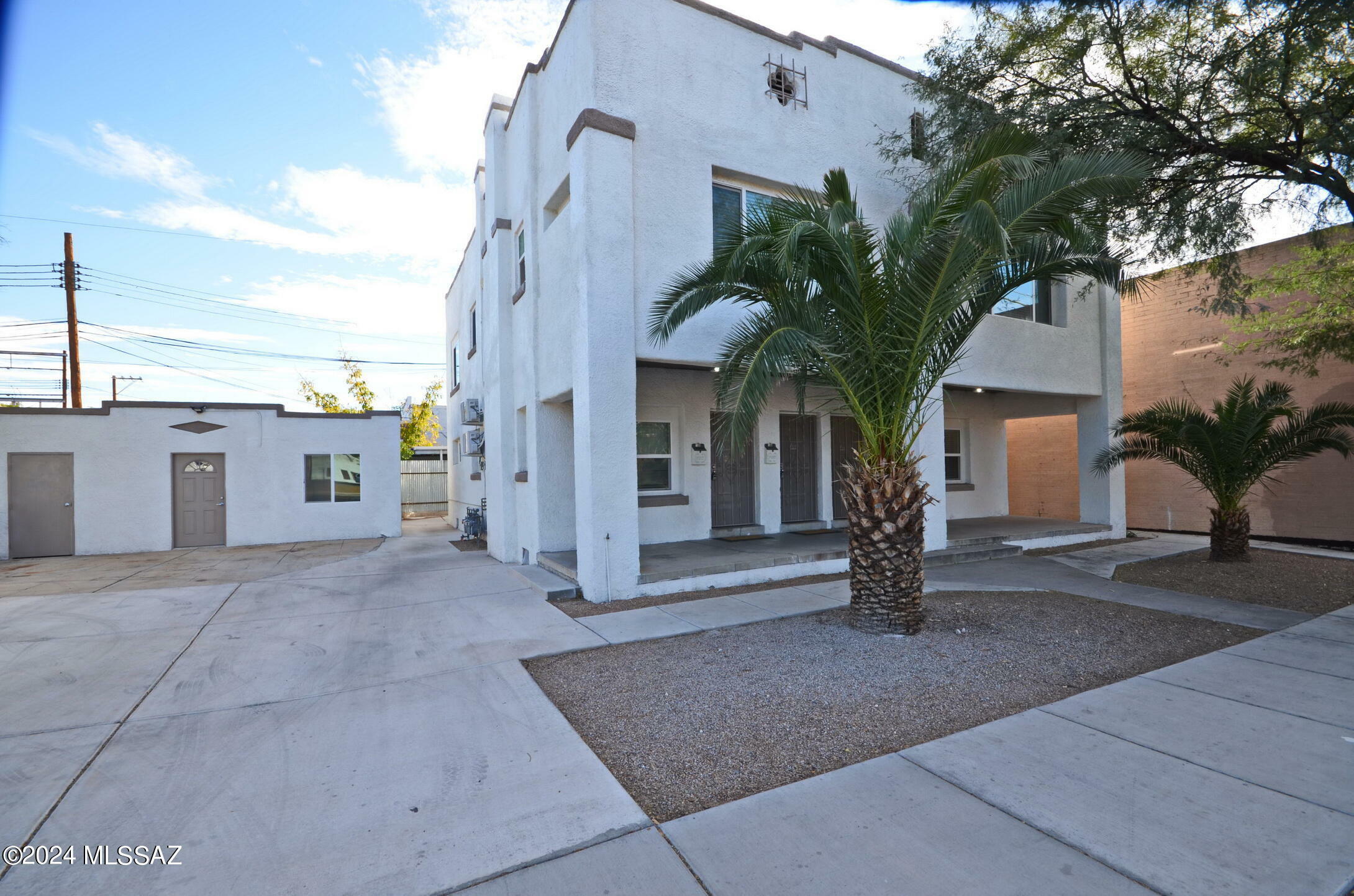 Property Photo:  12 E University Boulevard  AZ 85705 