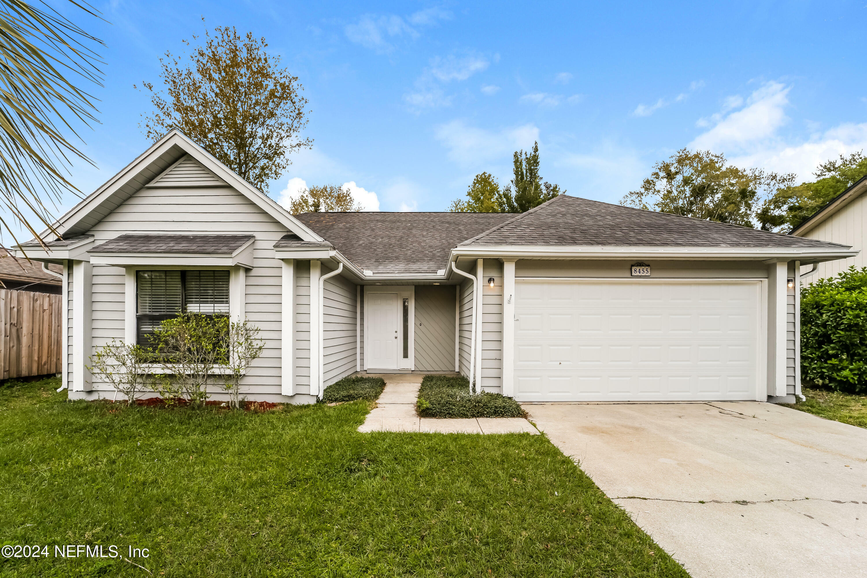 Property Photo: 8455 Weather Vane Court FL 32244