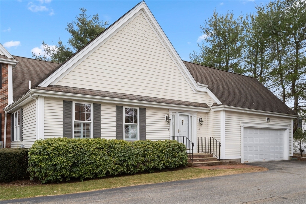 Property Photo:  3 Turtlebrook Way  MA 02052 