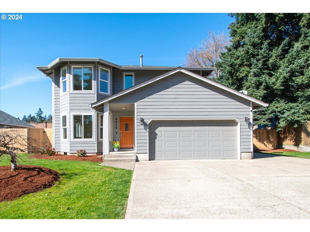 Property Photo:  3512 NE 159th Ave  WA 98682 