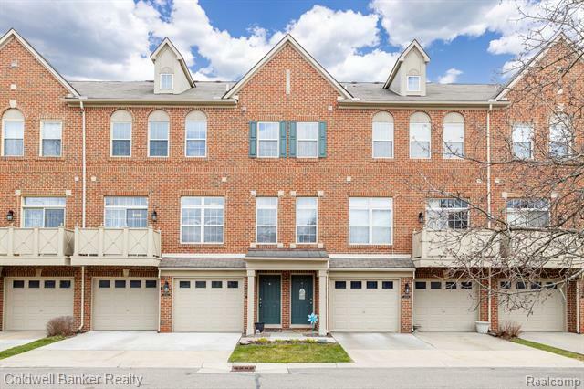 Property Photo:  39765 Rockcrest Circle  MI 48168 
