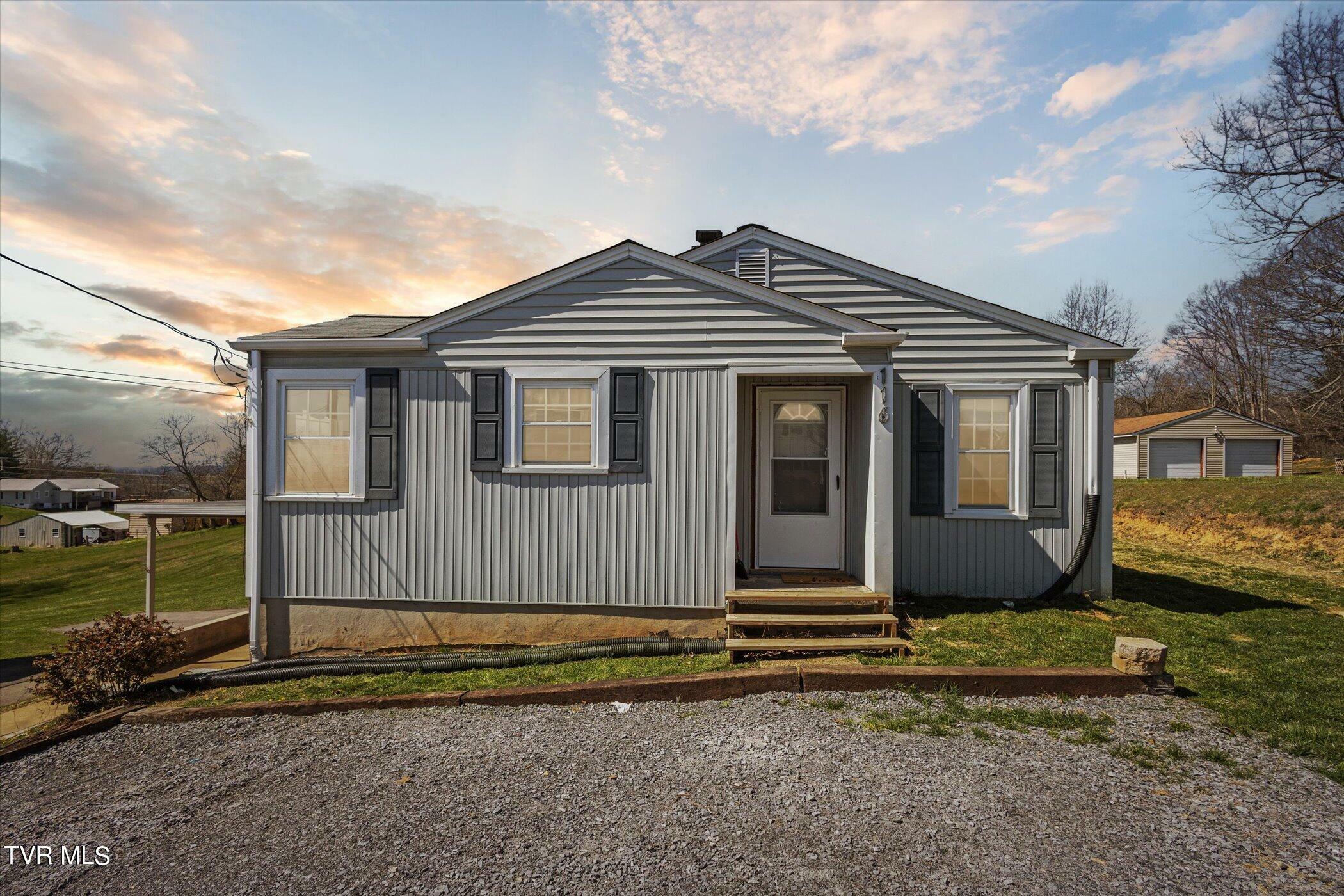 Property Photo:  116 Thompson Street  TN 37660 