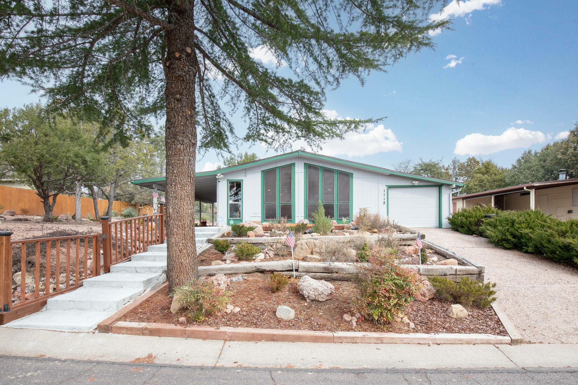 Property Photo:  1112 W Driftwood Drive  AZ 85541 