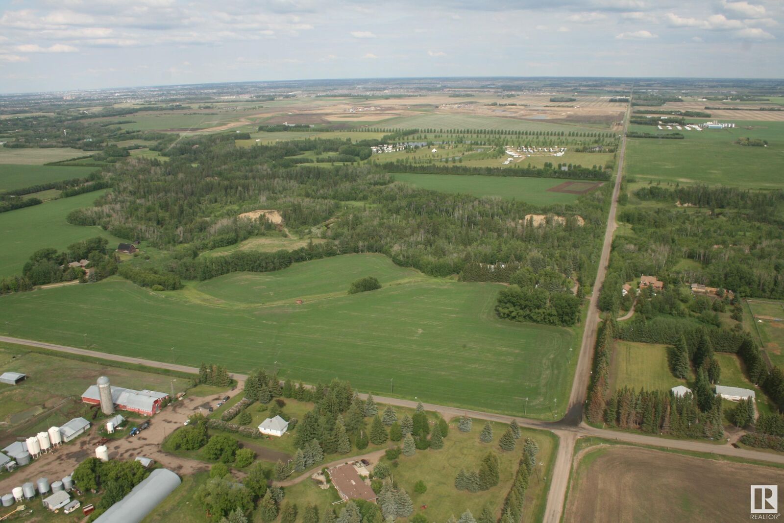 Property Photo:  16820 41 Avenue SW  AB T6W 1A6 