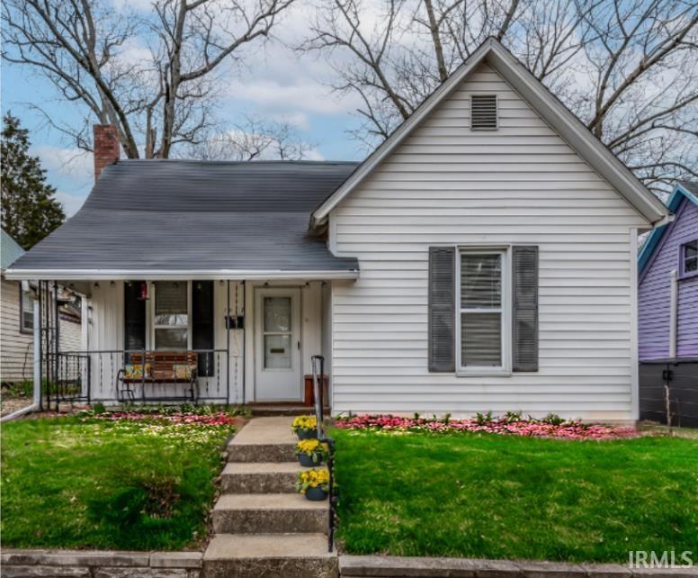 Property Photo: 1017 W Howe Street IN 47403-2238