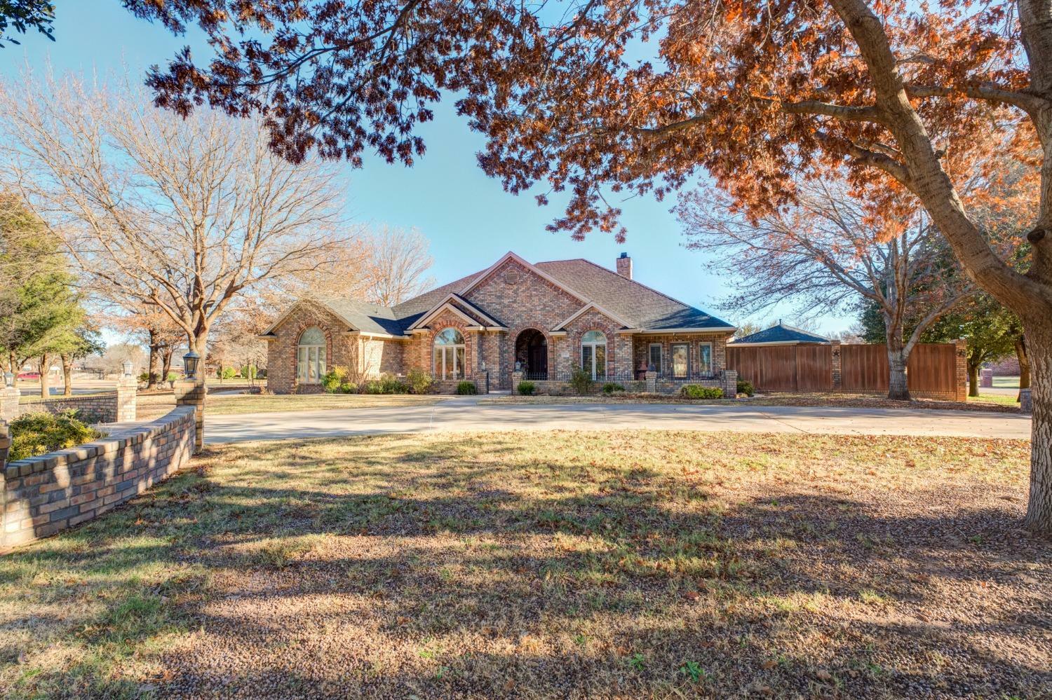 Property Photo:  8305 County Road 6915  TX 79407 