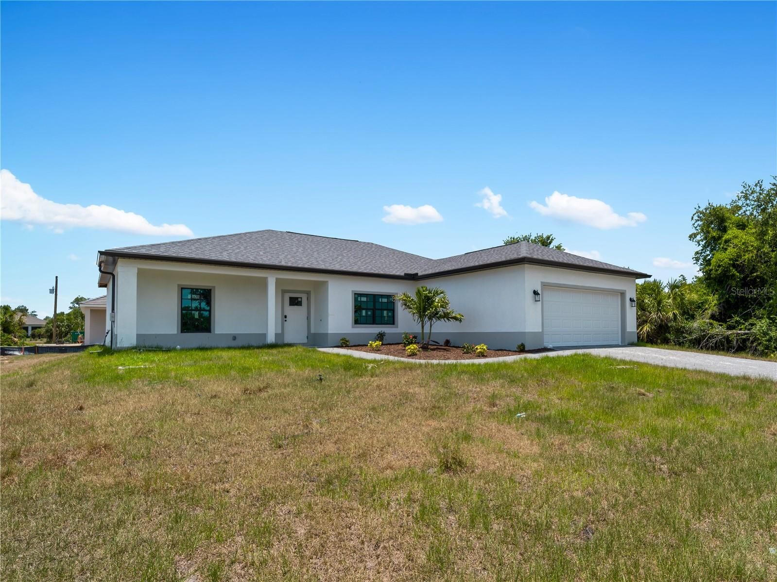 Property Photo: 13409 Warba Avenue FL 33981