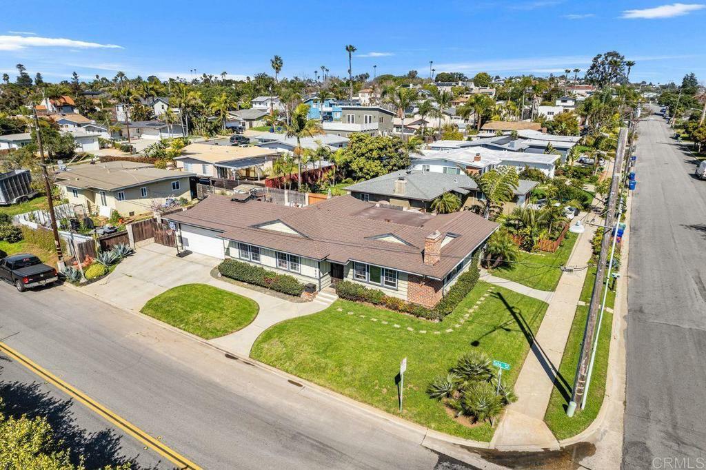 Property Photo: 1504 Kelly Street CA 92054