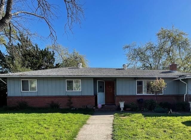 Property Photo:  1202 Frances Drive  CA 95661 