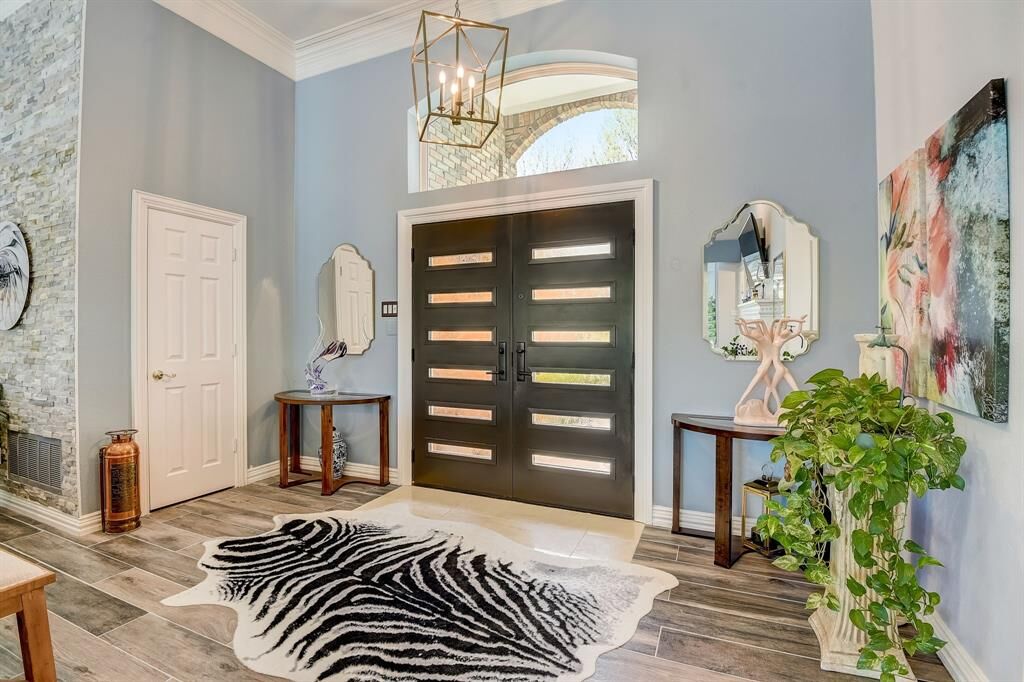 Property Photo: 5211 Vicksburg Drive TX 76017