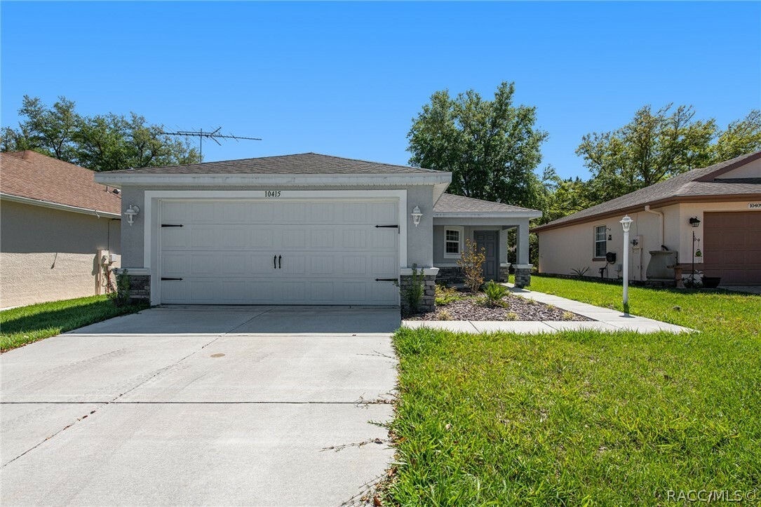 Property Photo:  10415 S Drew Bryant Circle  FL 34436 