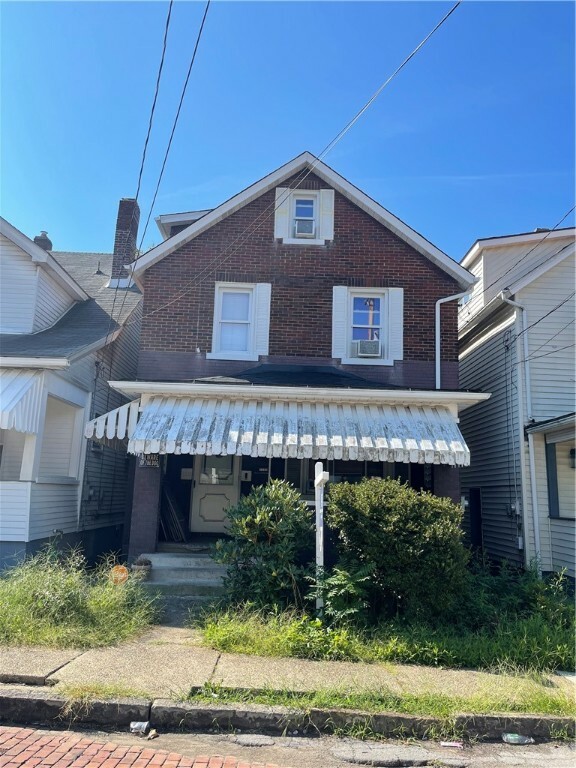 Property Photo:  3206 Grover St  PA 15132 