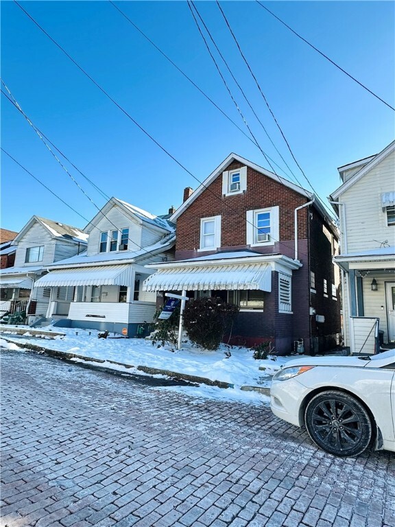 Property Photo:  3206 Grover St  PA 15132 