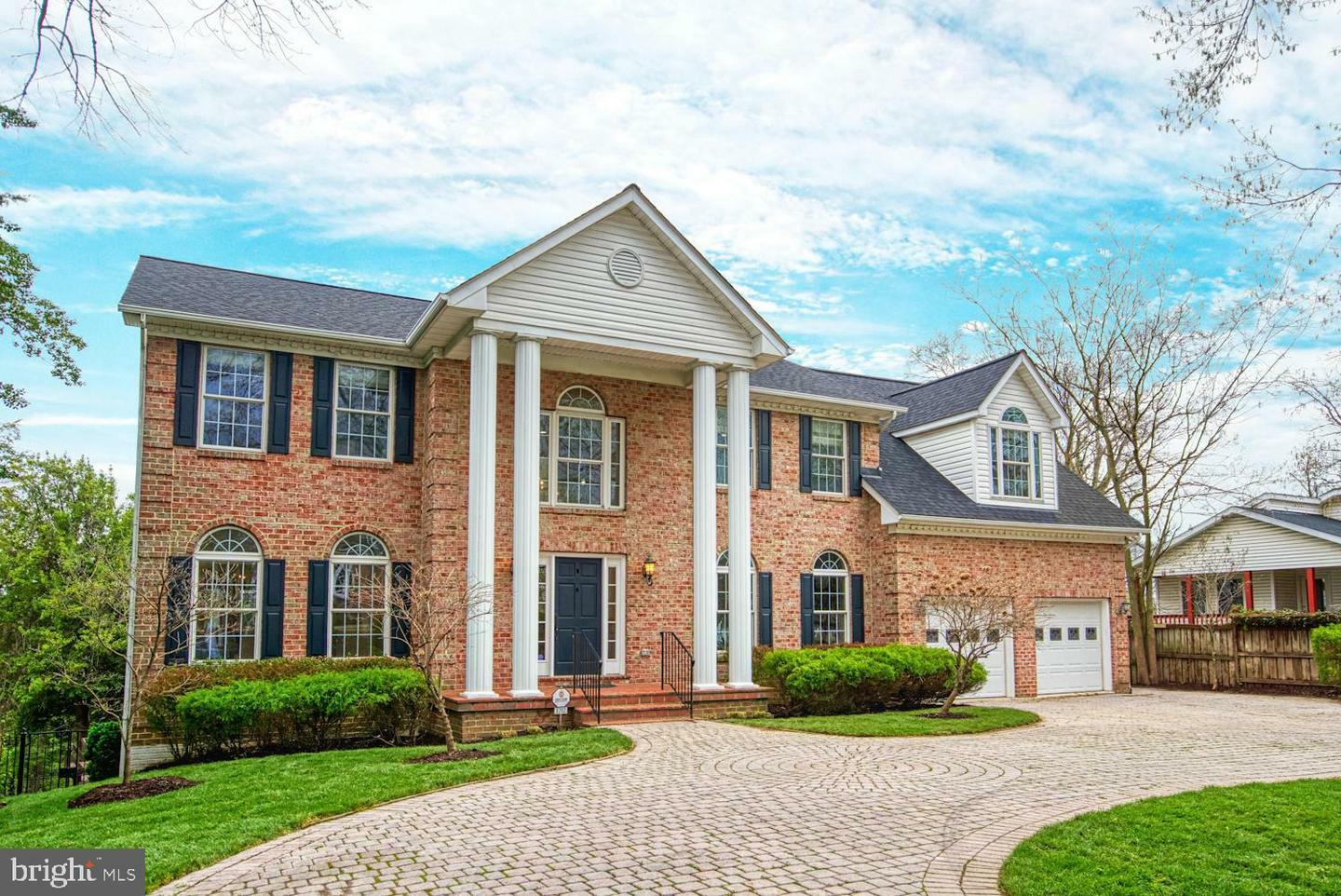 Property Photo:  1702 S Arlington Ridge Road  VA 22202 