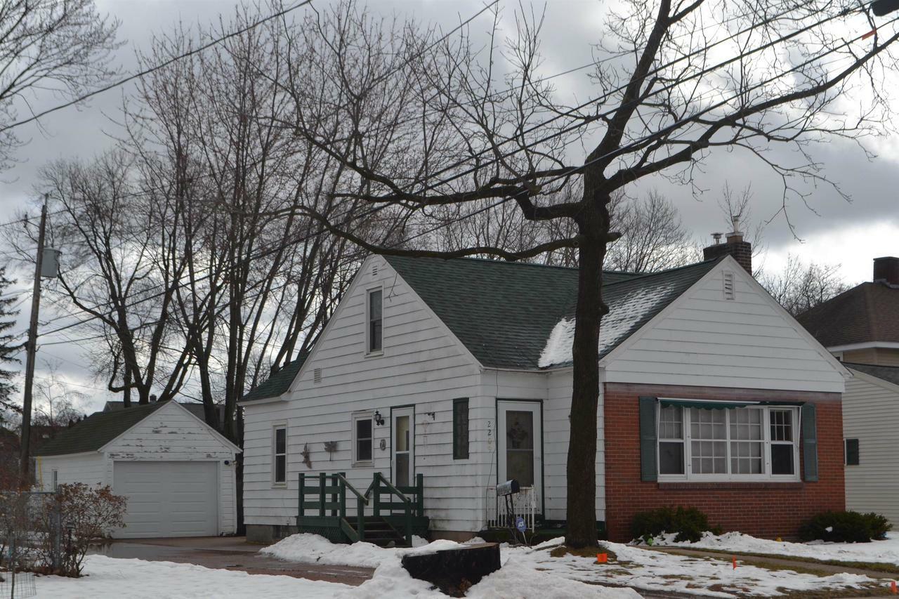 Property Photo:  2209 Emerson Street  WI 54403 