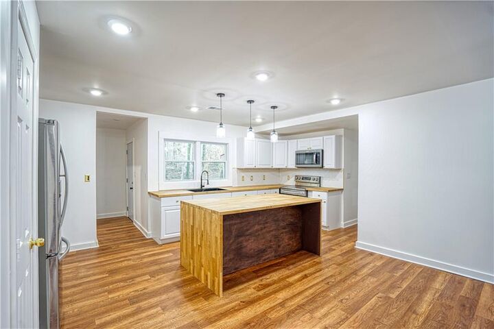 449 Lynhurst Drive SW  Atlanta GA 30311 photo