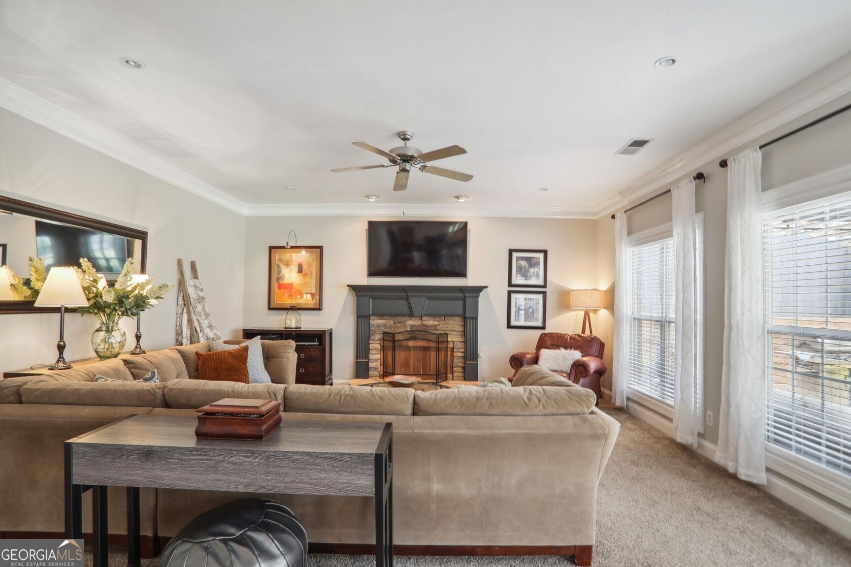 Property Photo: 5716 Vinings Place Drive SE GA 30126