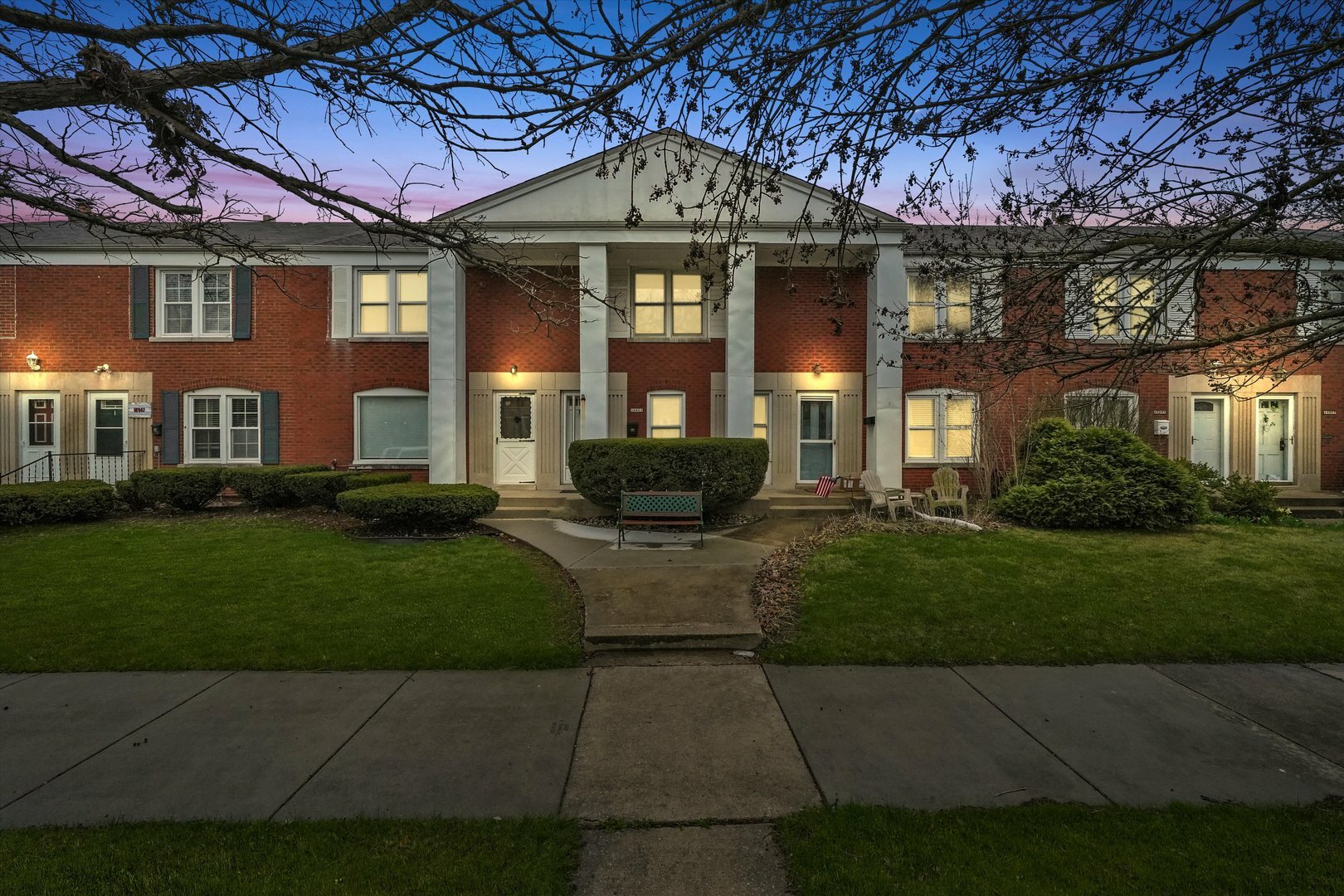 Property Photo:  10949 S Artesian Avenue  IL 60655 