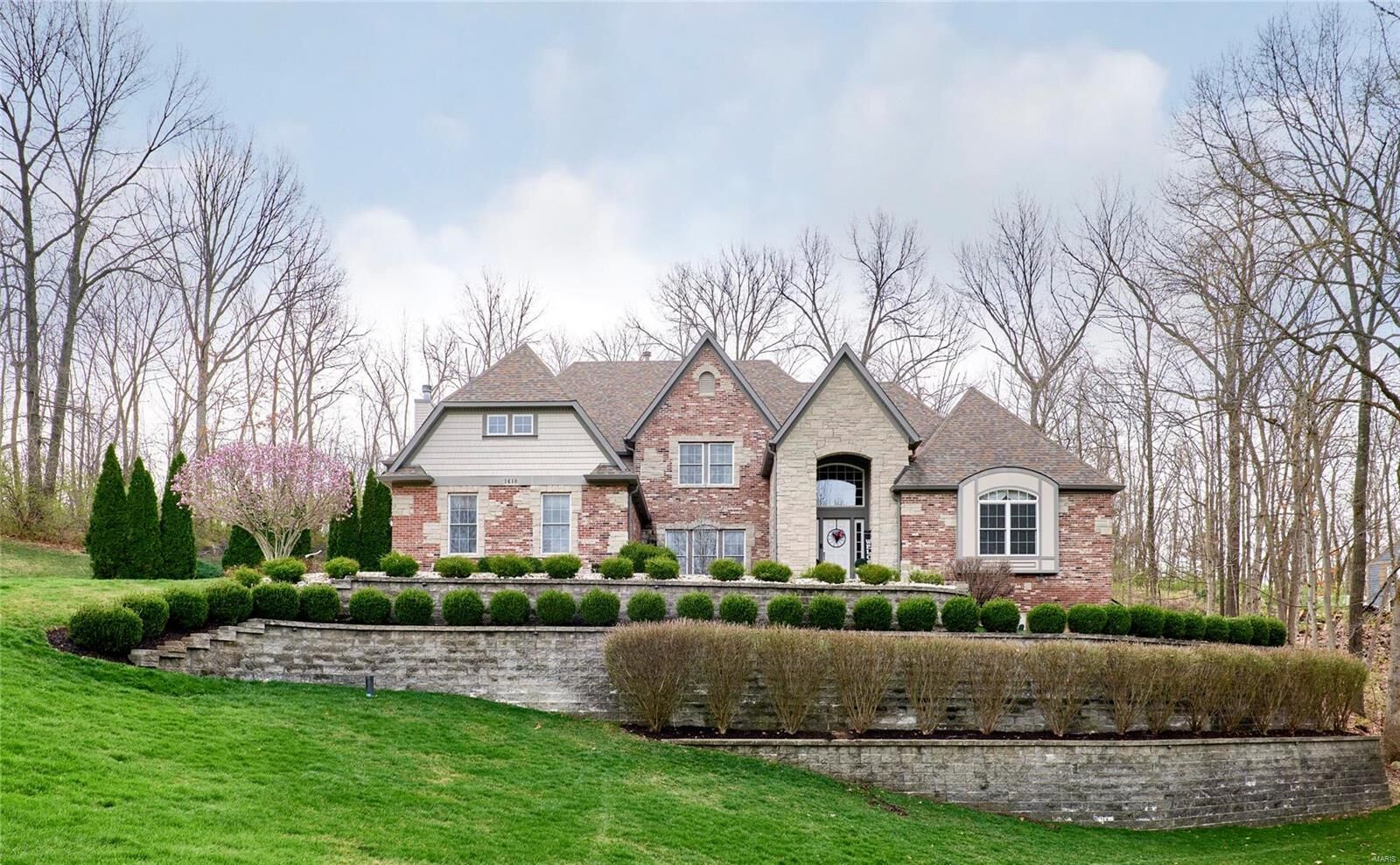 Property Photo: 1418 Windgate Way Lane MO 63005