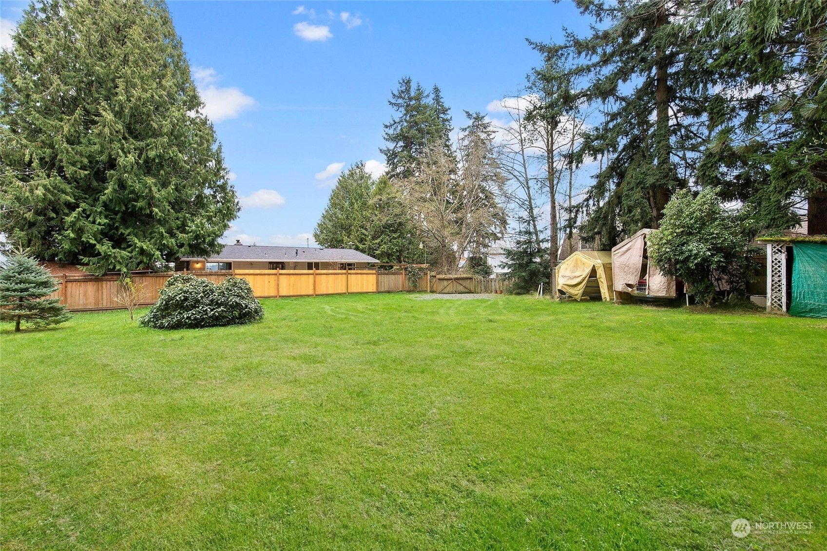 Property Photo:  0 Xxx Lake Road  WA 98087 