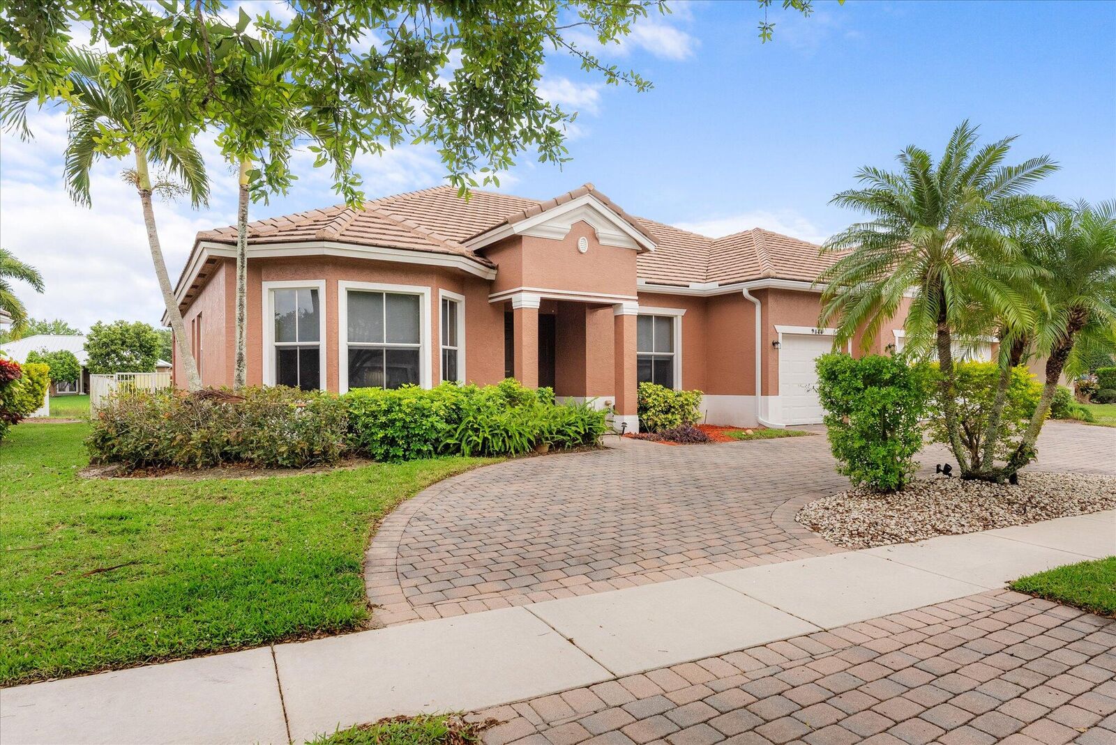 Property Photo:  9588 Sedgewood Drive  FL 33467 