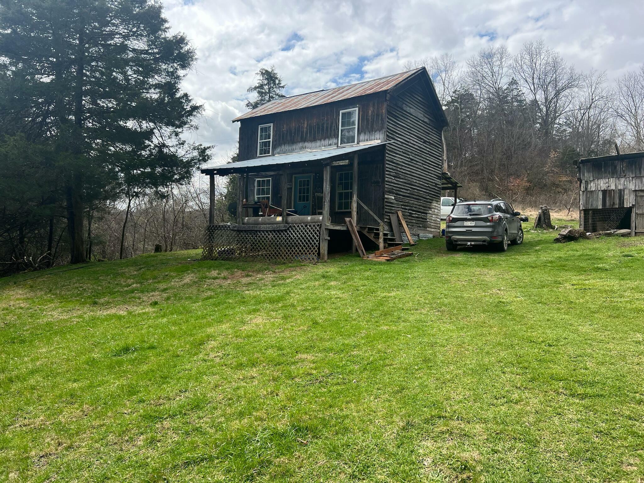 Property Photo:  821 Belleview Road  WV 24993 