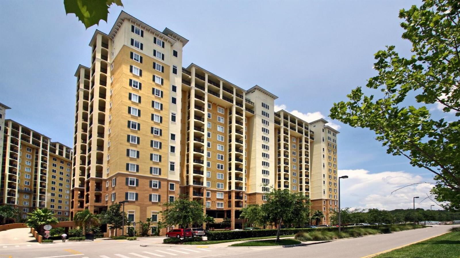 Property Photo:  8101 Resort Village Dr 3-703  FL 32821 