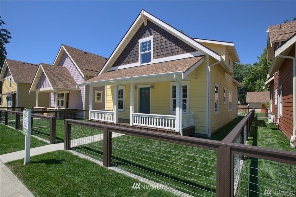 Property Photo:  31926 E Blanche Street  WA 98014 