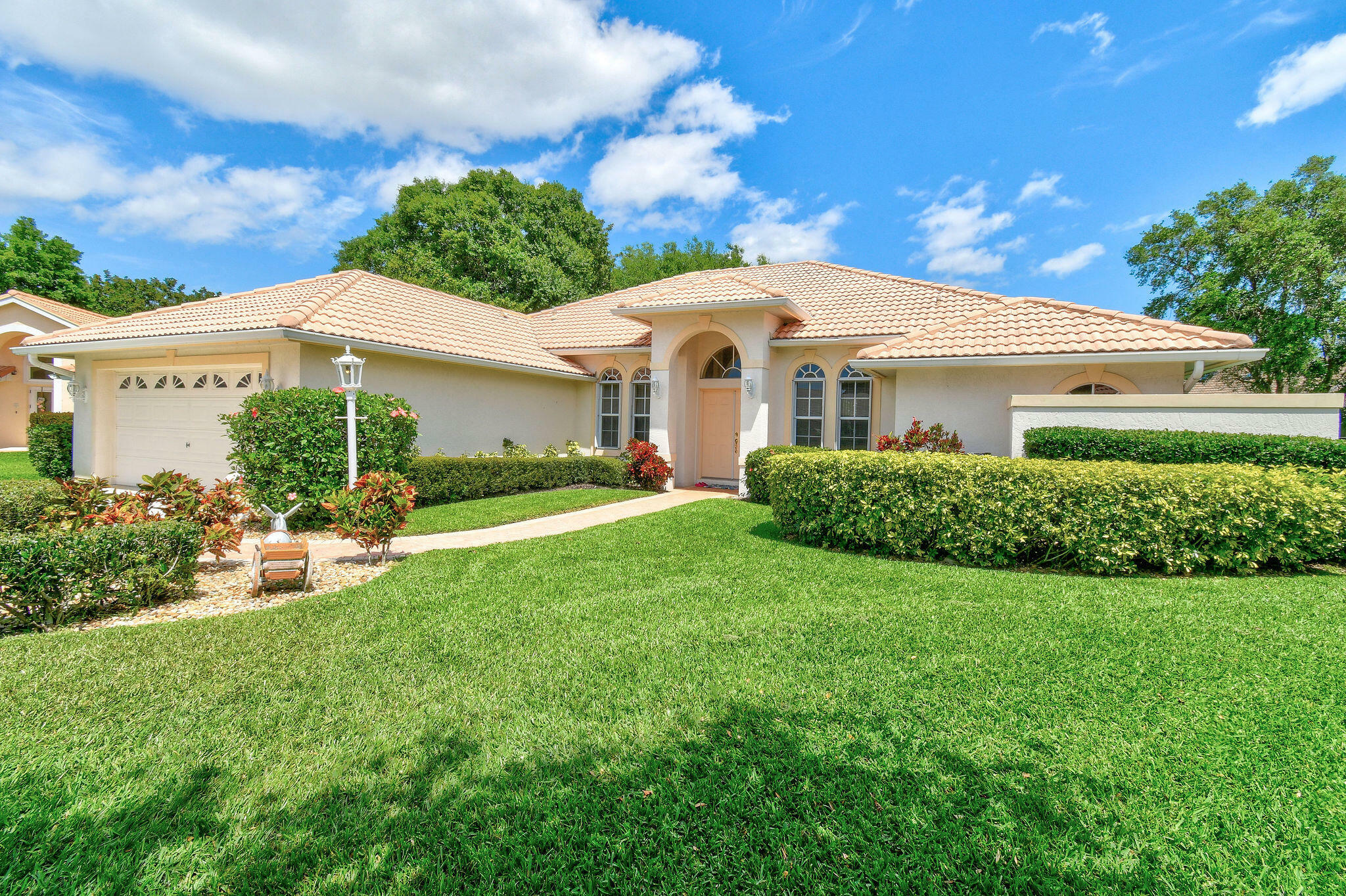 Property Photo:  409 SW Magnolia Cove  FL 34986 