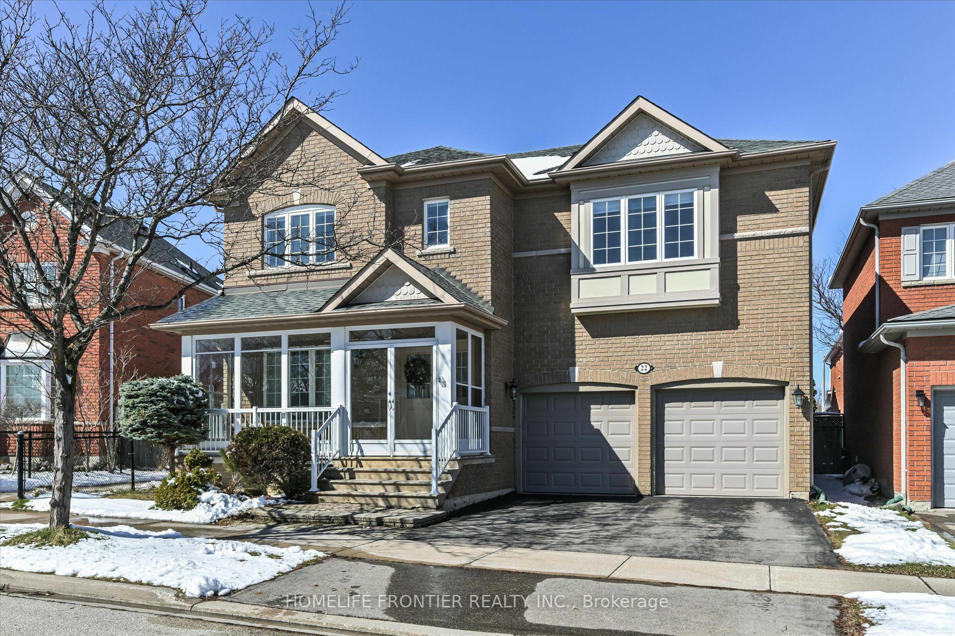 22 Palisade Cres  Richmond Hill ON L4S 2H9 photo
