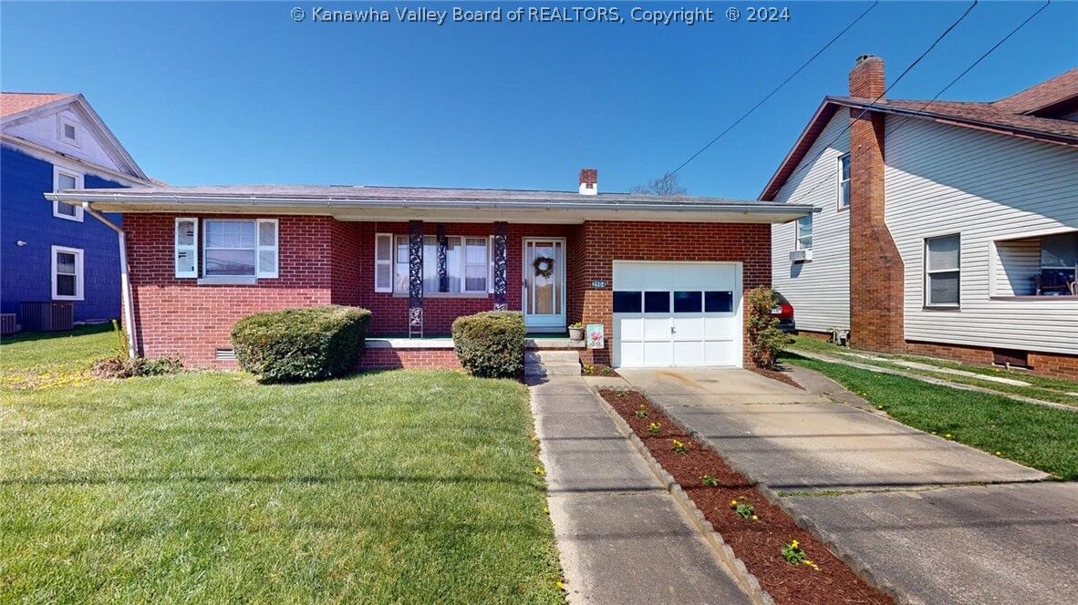 Property Photo: 2904 Virginia Avenue WV 25526