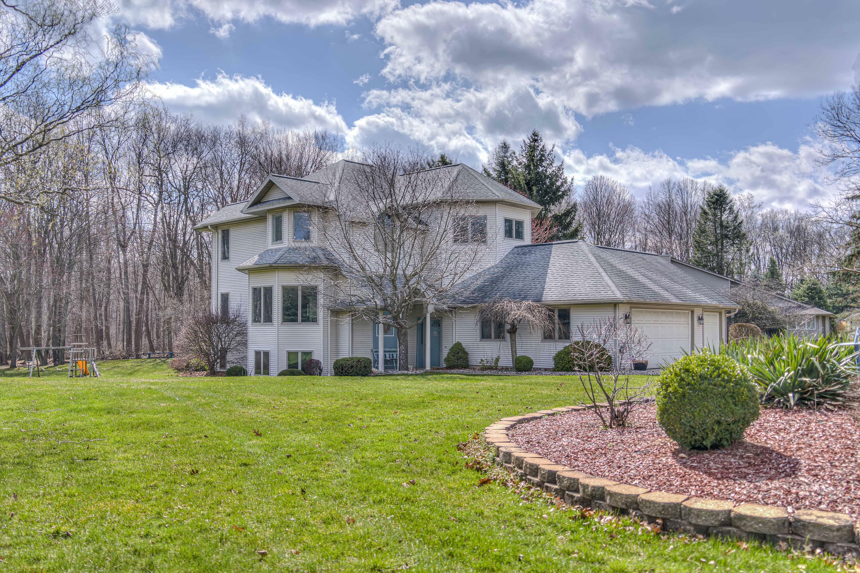 Property Photo:  7485 Hunters Ridge Drive  MI 49201 