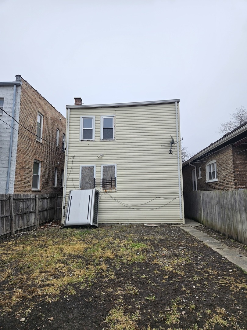 Property Photo:  6352 S Campbell Avenue  IL 60629 