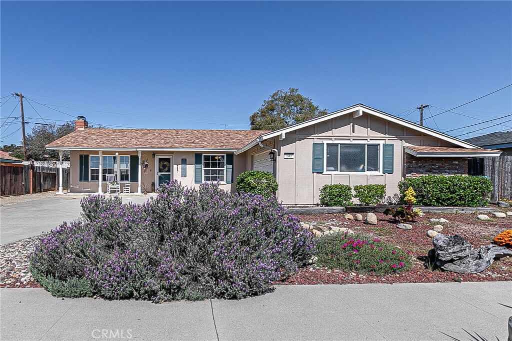 Property Photo:  143 Aldebaran Avenue  CA 93436 